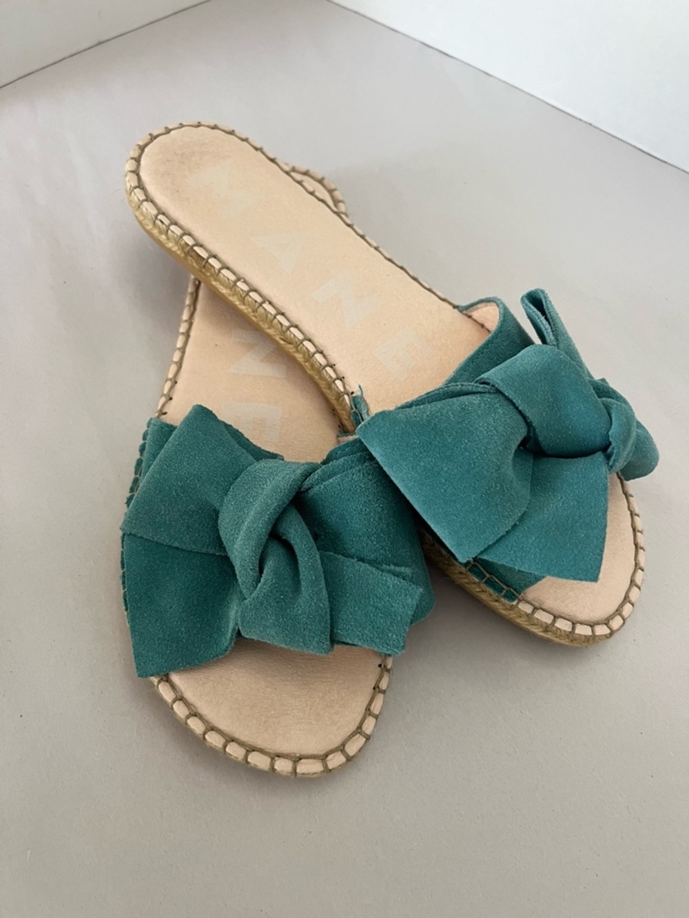 Manebi Hamptons Teal Suede Bow Slide Sandals Espadrille Flat Size 8/39